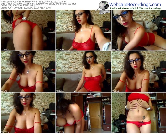 naked-licky_vicky_xo-public-show-07_21_2015-13_17_12