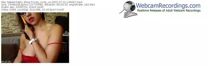 naked-licky_vicky_xo-public-show-07_21_2015-14_02_07