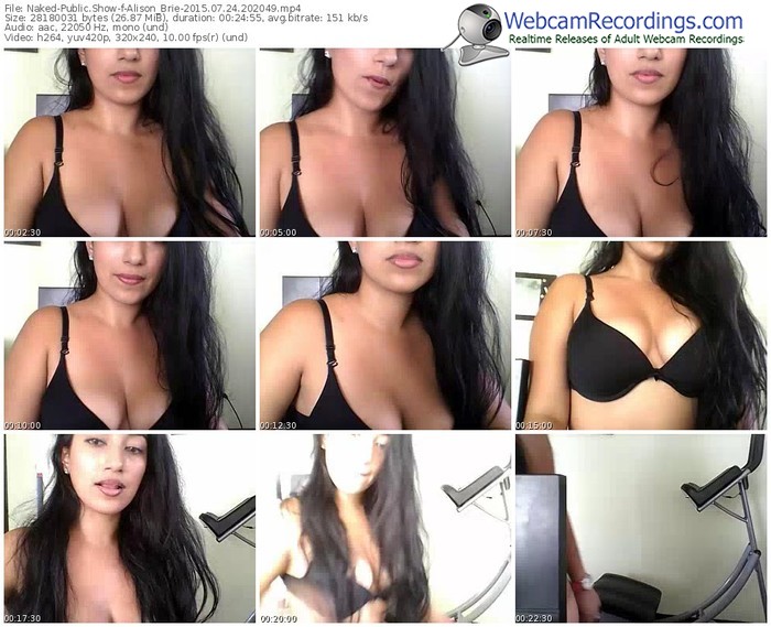 naked-alison_brie-public-show-07_24_2015-20_20_49