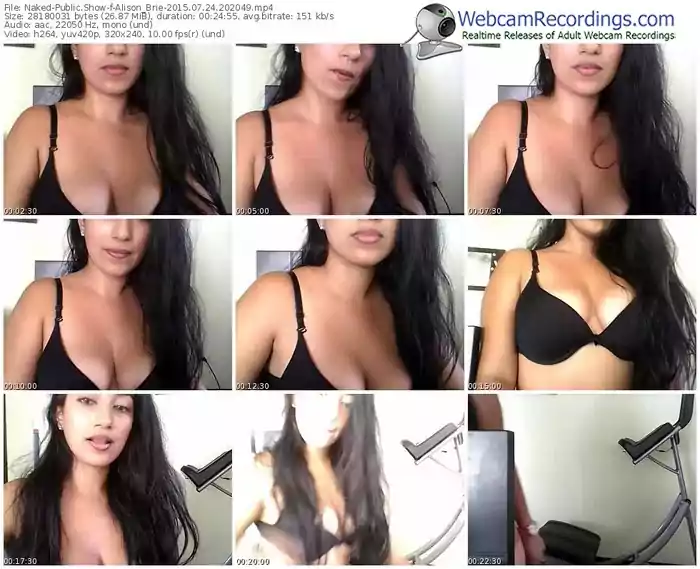 naked-alison_brie-public-show-07_24_2015-20_20_49