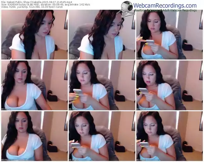 naked-tiabella-public-show-08_07_2015-21_45_45