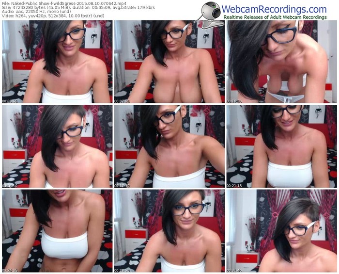 naked-wildtigress-public-show-08_10_2015-07_06_42