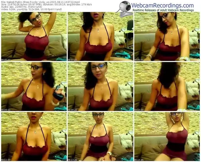 naked-licky_vicky_xo-public-show-08_11_2015-16_37_22