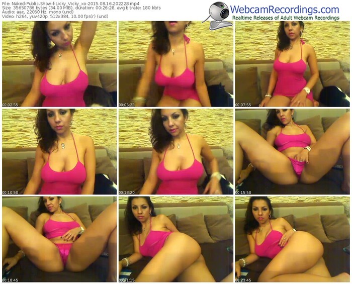 naked-licky_vicky_xo-public-show-08_16_2015-20_22_28