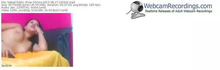 naked-drora-public-show-08_27_2015-16_29_31