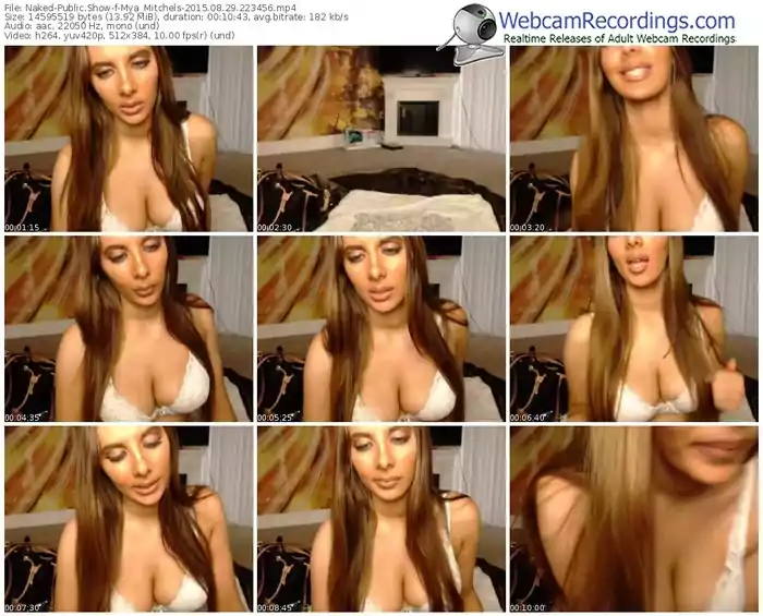 naked-mya_mitchels-public-show-08_29_2015-22_34_56