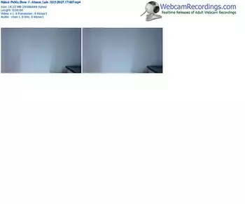 naked-alisson_lain-public-show-09_07_2015-17_16_07