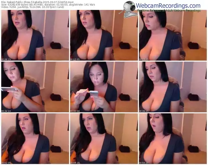 naked-tiabella-public-show-09_07_2015-02_40_56