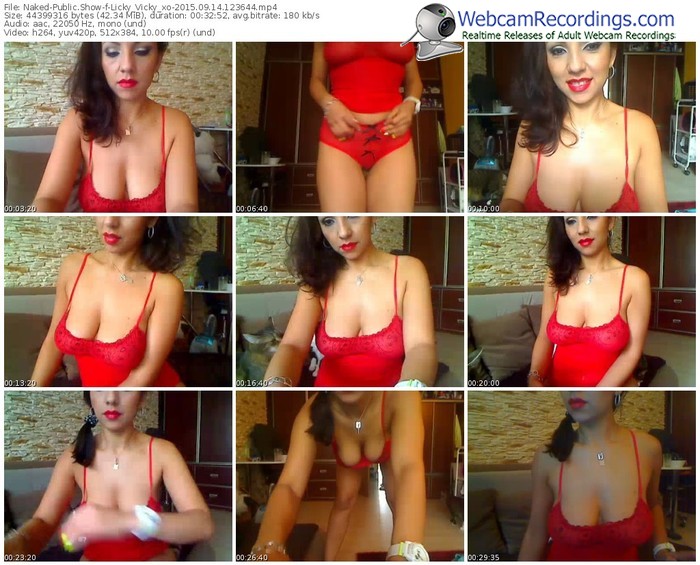 naked-licky_vicky_xo-public-show-09_14_2015-12_36_44