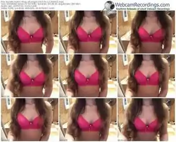 runetki-alluregirl-public-show-04_12_2015-20_30_15