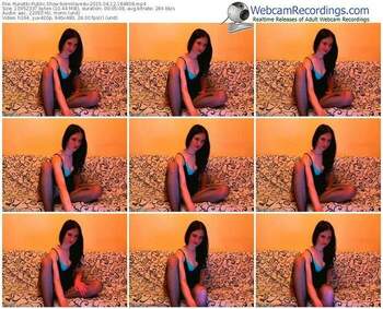 runetki-bonnilove4u-public-show-04_12_2015-18_48_08