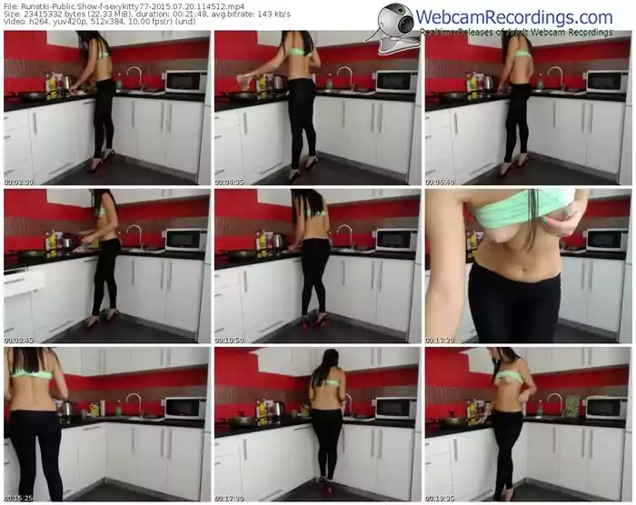 runetki-sexykitty77-public-show-07_20_2015-11_45_12