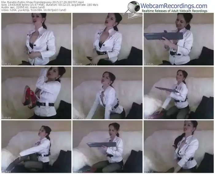 runetki-tenderpussy-public-show-07_29_2015-00_27_07