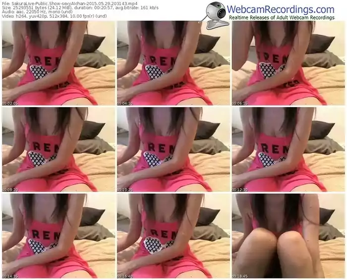 sakuralivejp-sexyaichan-public-show-05_29_2015-20_31_43