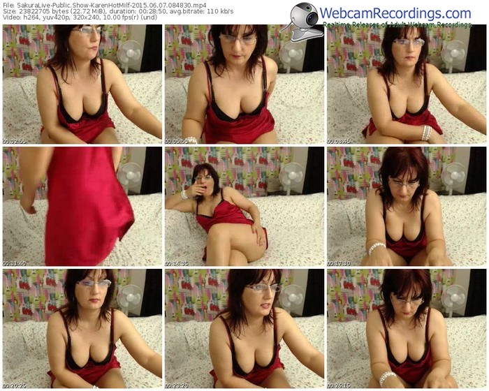 sakuralivejp-karenhotmilf-public-show-06_07_2015-08_48_30