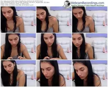 sakuralivejp-badbunny-webcam-show-10_22_2018-22_35_16