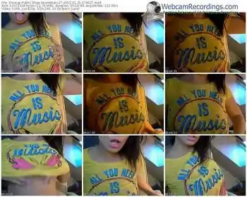 showup-brunetkaxx27-public-show-01_21_2015-07_40_27