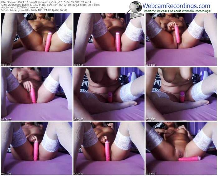 showup-nieznajoma_ona_-public-show-04_09_2015-08_21_22