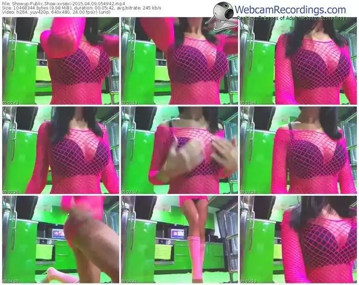 showup-xxsexi-public-show-04_09_2015-05_49_42