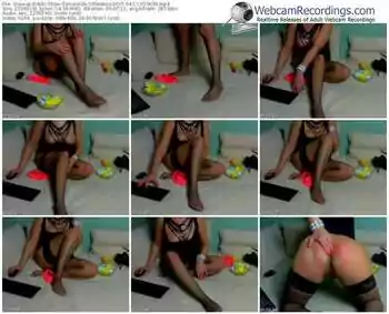 showup-esmarelda_villalobos-public-show-04_11_2015-01_36_36