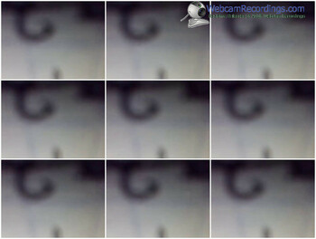 showup-black_red_white-webcam-show-11_07_2016-05_40_25