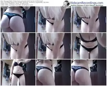 showup-mrs_innocent-webcam-show-12_31_2017-12_43_16