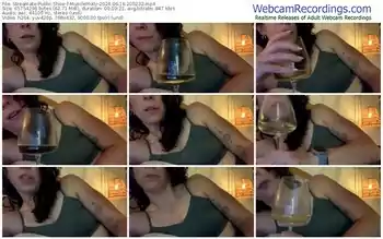 streamate-musclemolly-06-16-2024-20-52-32