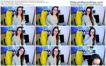 streamate-hannahmolly-03-09-2025-00-01-21