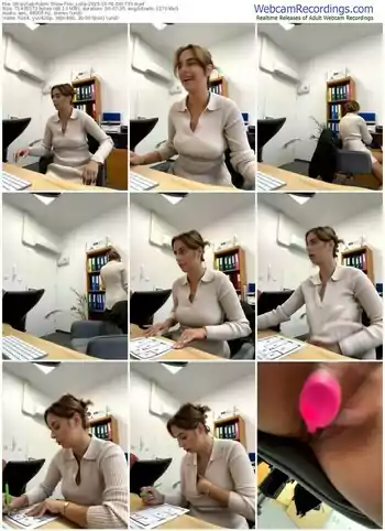 stripchat-hii_lolla-10-06-2023-09-17-33