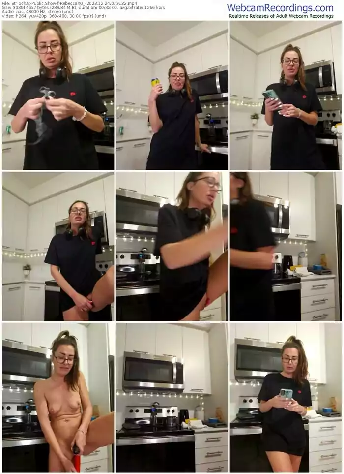 stripchat-rebeccaxo_-12-24-2023-07-31-32