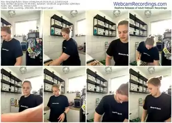 stripchat-kinkyamy6-05-21-2024-12-18-32