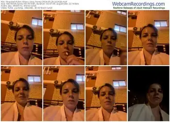 stripchat-jess_honey-05-29-2024-22-26-28