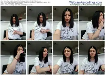 stripchat-milf_abigail-05-31-2024-17-26-46