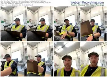 stripchat-8inchholepunch-06-22-2024-17-01-23