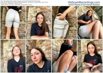 stripchat-layla_juice-06-22-2024-07-21-45