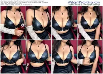 stripchat-playful__princess-07-01-2024-17-38-29