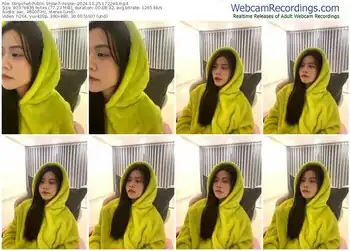 stripchat--rosiie--10-25-2024-17-22-49