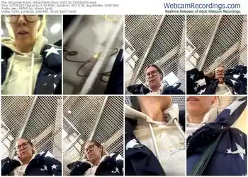 stripchat-mollystory-01-08-2025-09-28-59