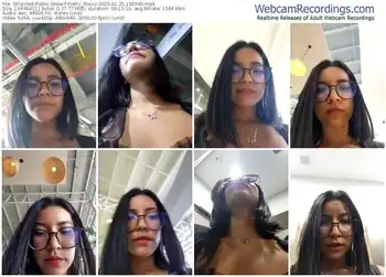 stripchat-pretty_roxxy-01-25-2025-19-09-40