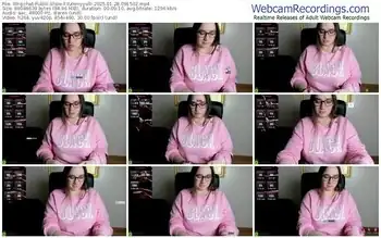 stripchat-yummyyulli-01-28-2025-09-15-02