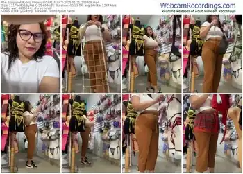 stripchat-rosalialucy-01-31-2025-20-34-09