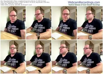 stripchat-couplelatinalovers-01-31-2025-06-57-42