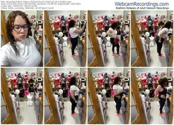 stripchat-rosalialucy-02-24-2025-14-34-52