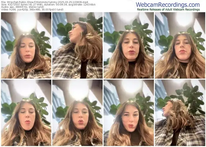 stripchat-mommmyyummy-03-25-2025-10-38-39