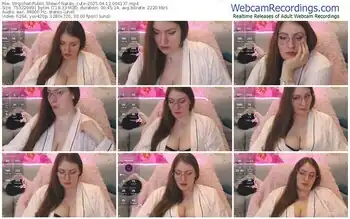 stripchat-nataly_cute-04-12-2025-00-41-37