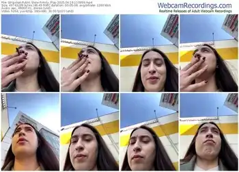 stripchat-holly_play-04-16-2025-11-09-59