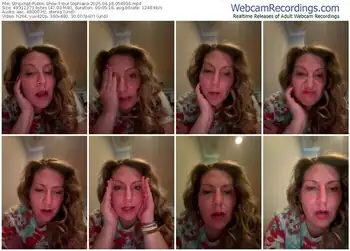 stripchat-yoursophiaxo-04-18-2025-05-49-36