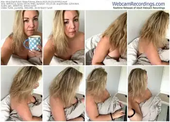 stripchat-anna_alexa-04-23-2025-06-35-52