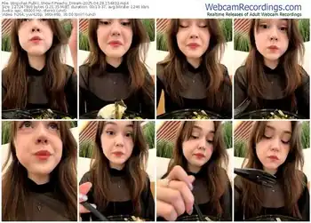 stripchat-peachy_dream-04-28-2025-15-48-32