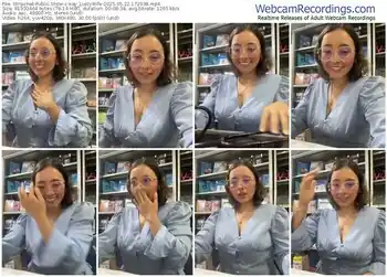 stripchat-kay_lustywife-05-22-2025-17-29-38